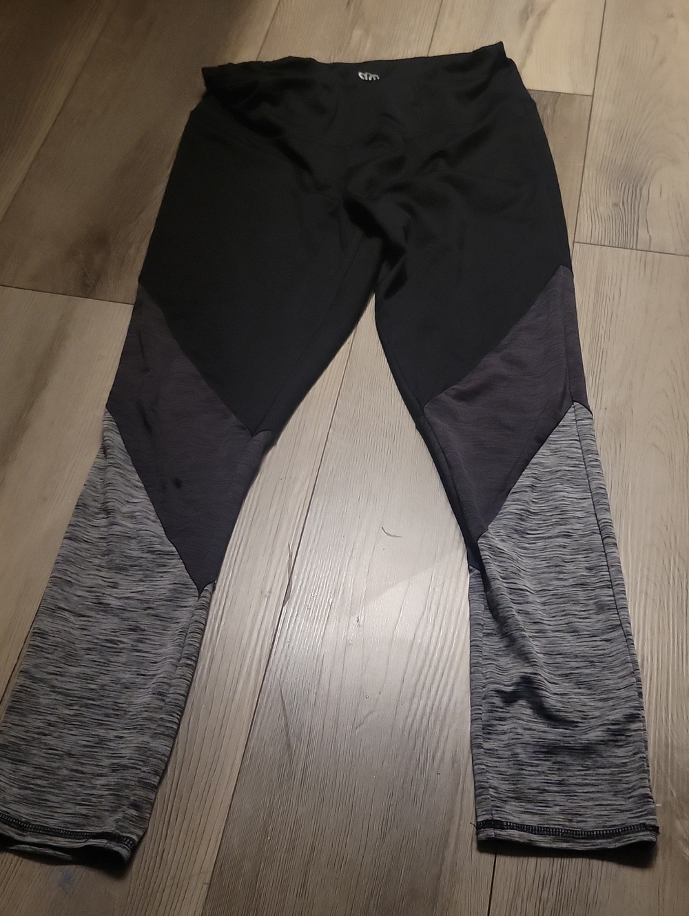Maurices Black and Gray Colorblock Leggings